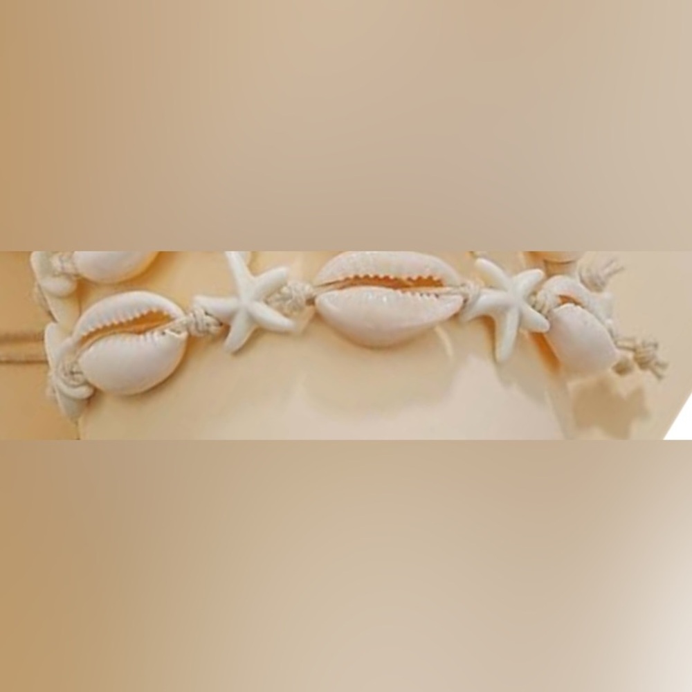 🛍️BUNDLE ONLY ITEM🛍️ Shell Bracelet with Starfish Accents - Picture 5 of 6